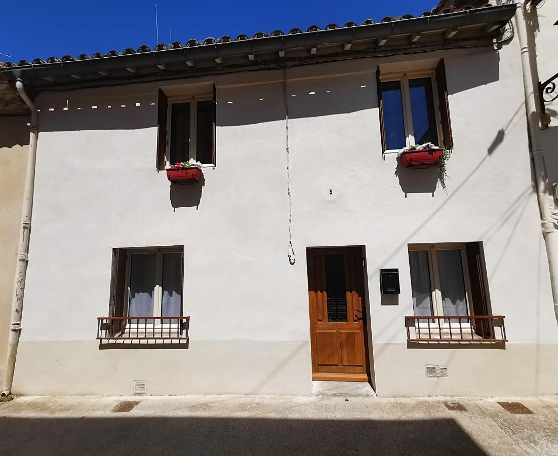 Holiday home Les Remparts De Caroline, Au Pied De La Cite.
